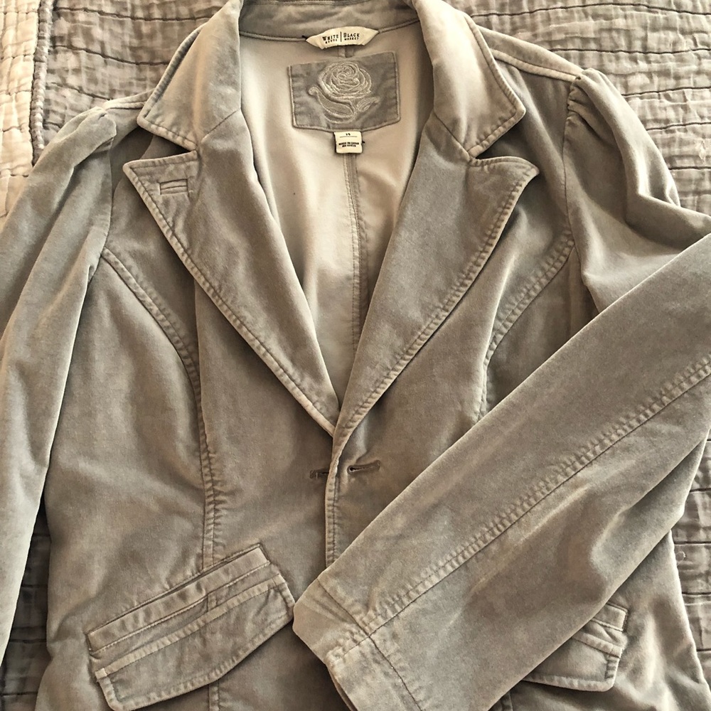 Light gray velvet blazer